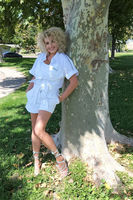 Elena , United States